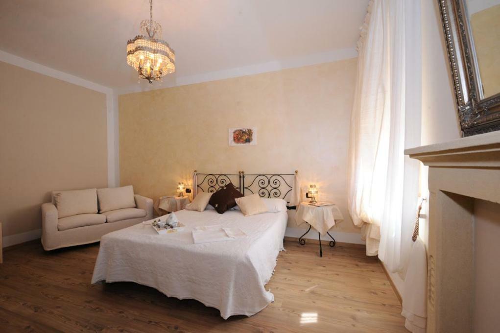 Agriturismo Lizzarola Peschiera del Garda Esterno foto